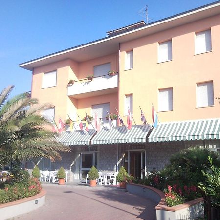 Hotel Trasimeno Bittarelli Castiglione del Lago Luaran gambar